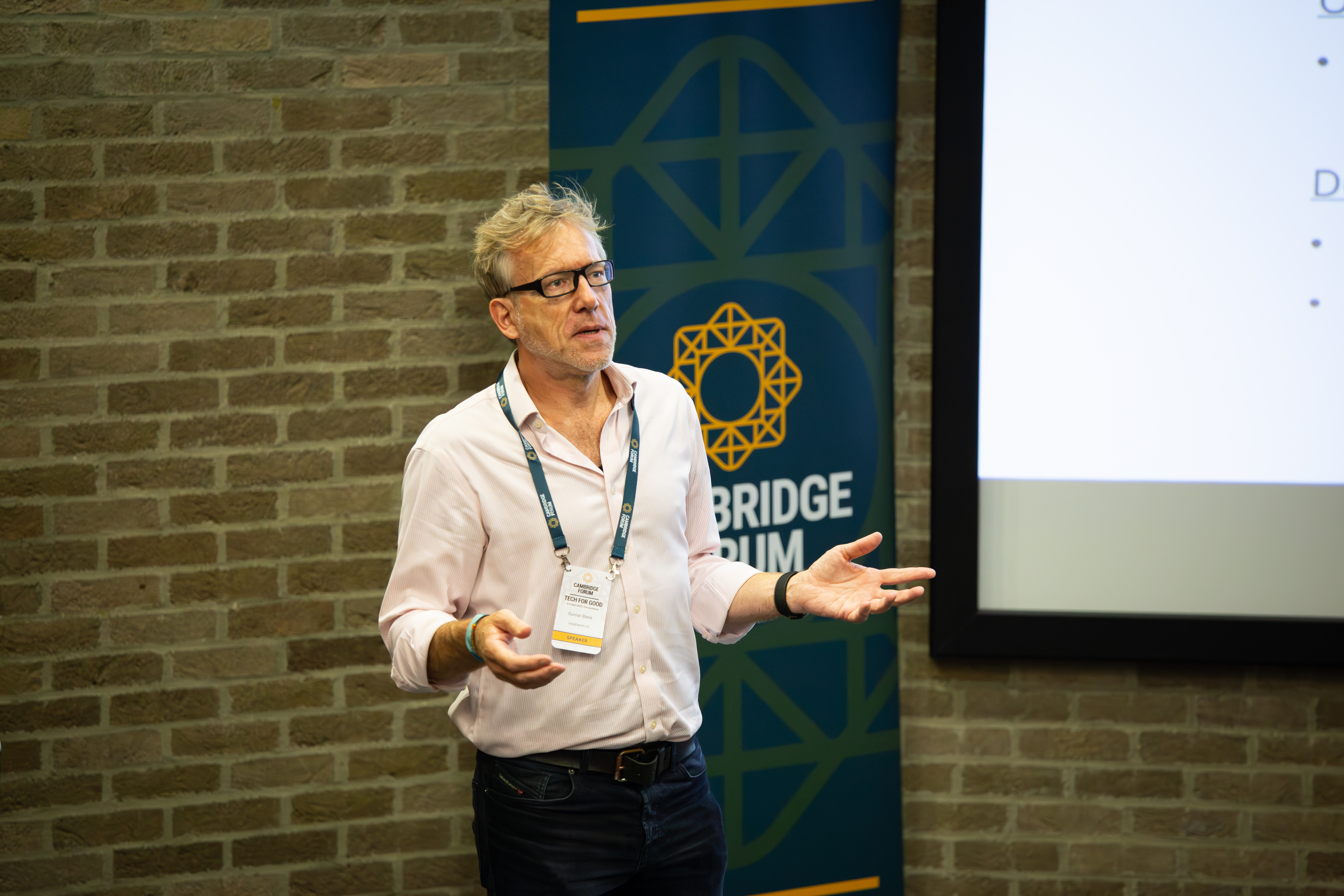 Gunnar_s Workshop_Cambridge Forum_6787